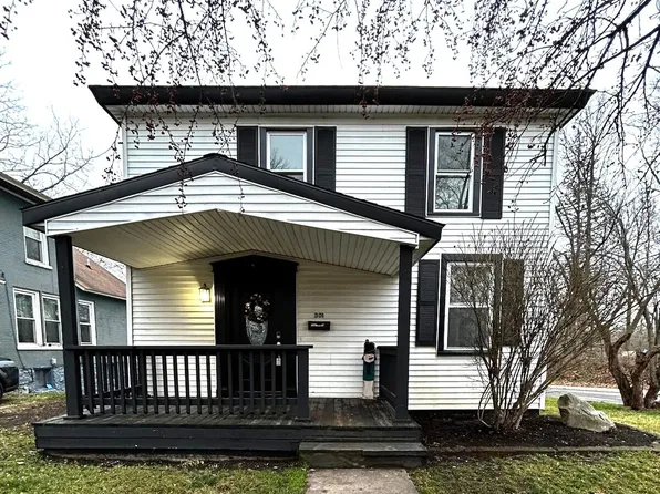 301 Portage Ave, Three Rivers, MI 49093