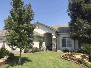 2240 E Brandywine Ln, Fresno, CA