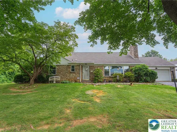 111 W Lynnwood St, Allentown, PA 18103