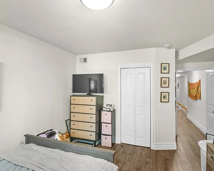 3115 N Sheffield Ave — Photo 23