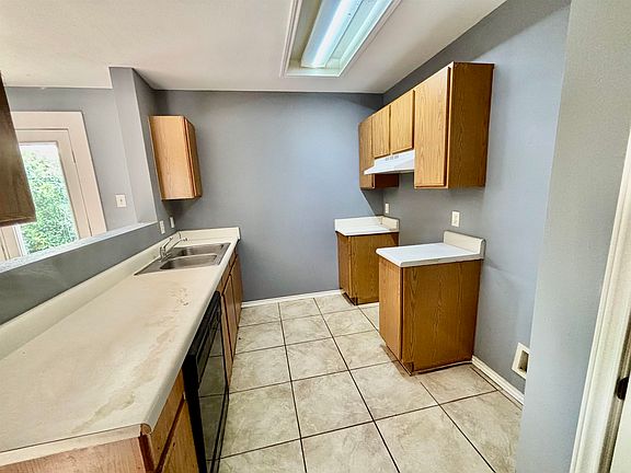 4th image of 3106 Saint Isaac Loop