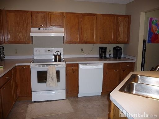 5th image of 12983 Harriet Ave S