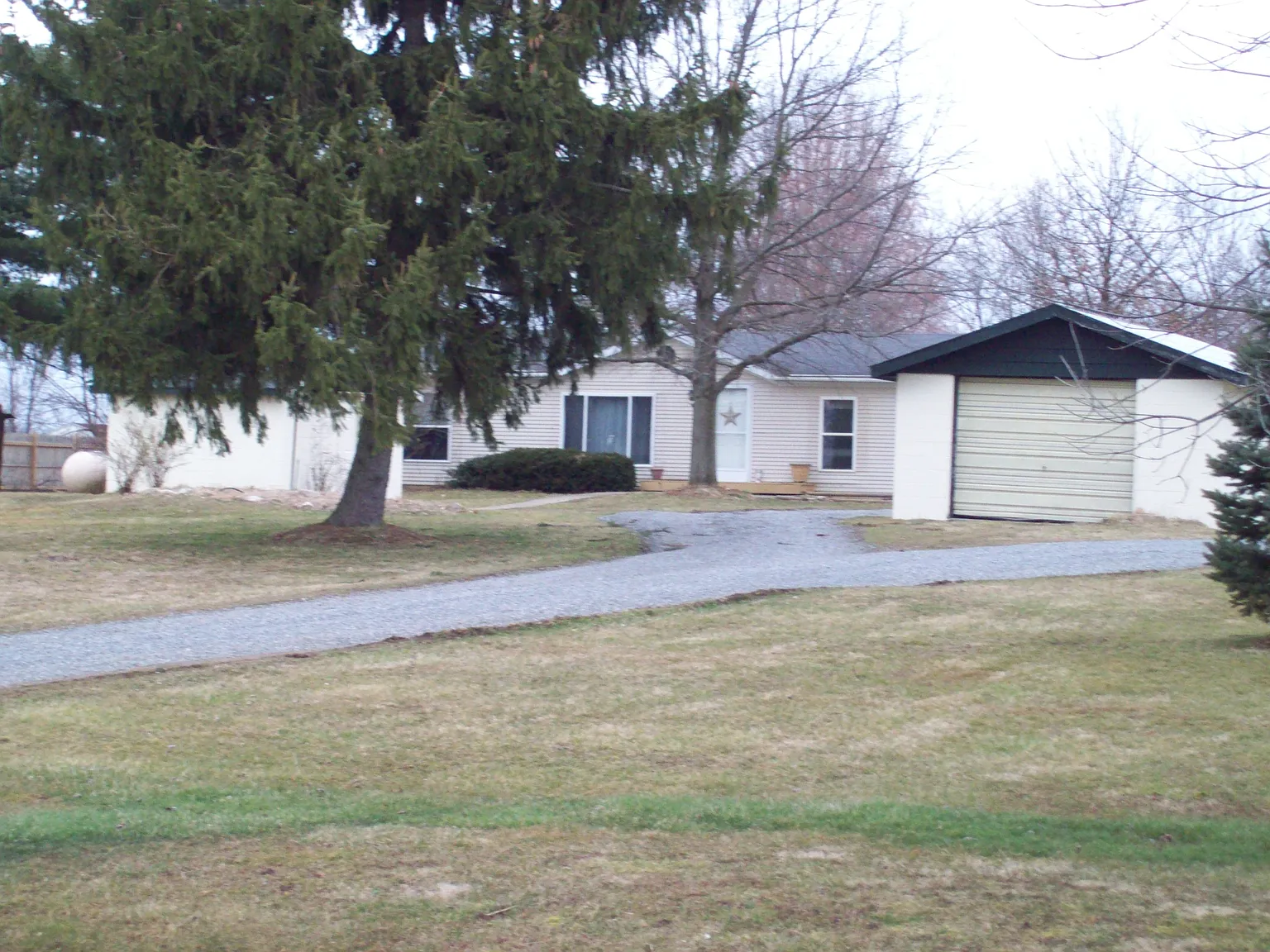 13164 Duncan Plains Rd photo 1
