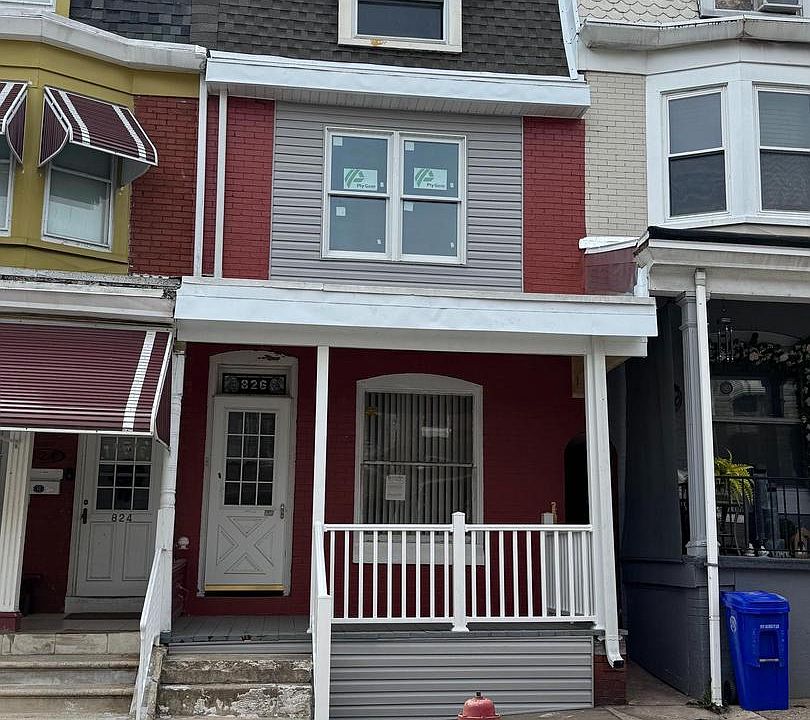 1st image of 826 Pear St