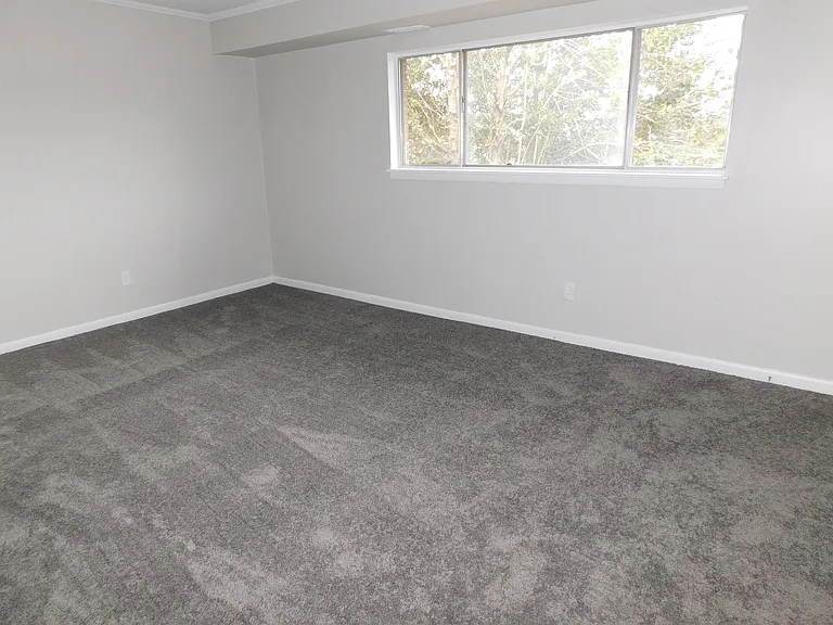 1028 Adams Ave #3-B — Photo 5
