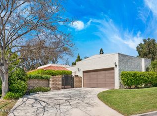 915 N Dunbar Ln, Thousand Oaks, CA 91360