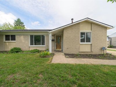 6448 Hunter Ct, Westland, MI, 48185