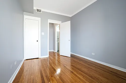 356 E 73rd St #2 Photo 1