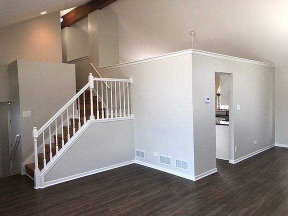 3rd image of 16550 Luella Ave