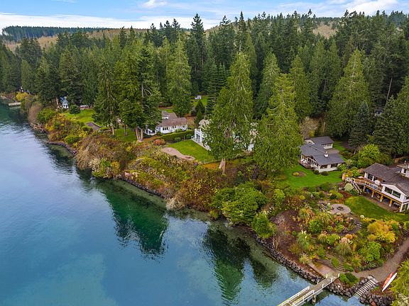 Gorgeous! Waterfront home with over an acre!