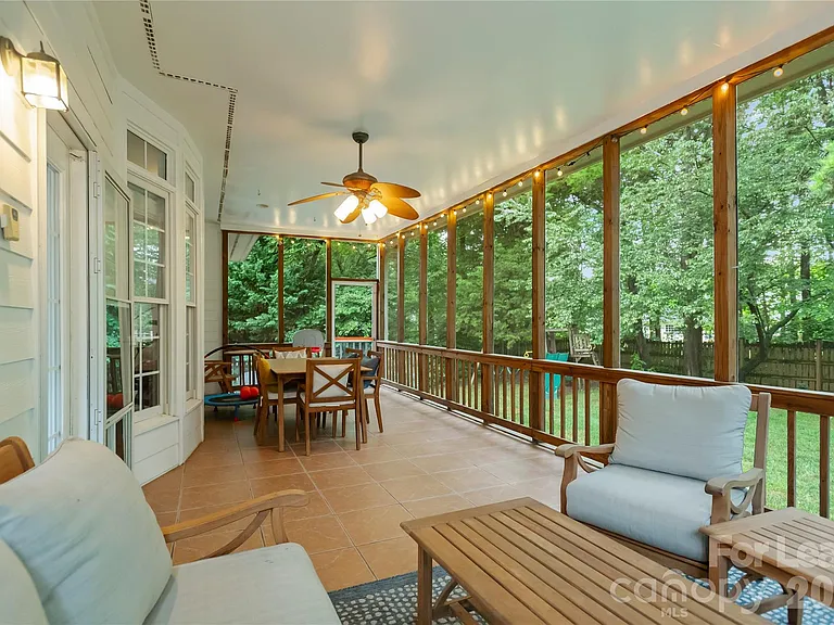 8804 Brentfield Rd — Photo 14