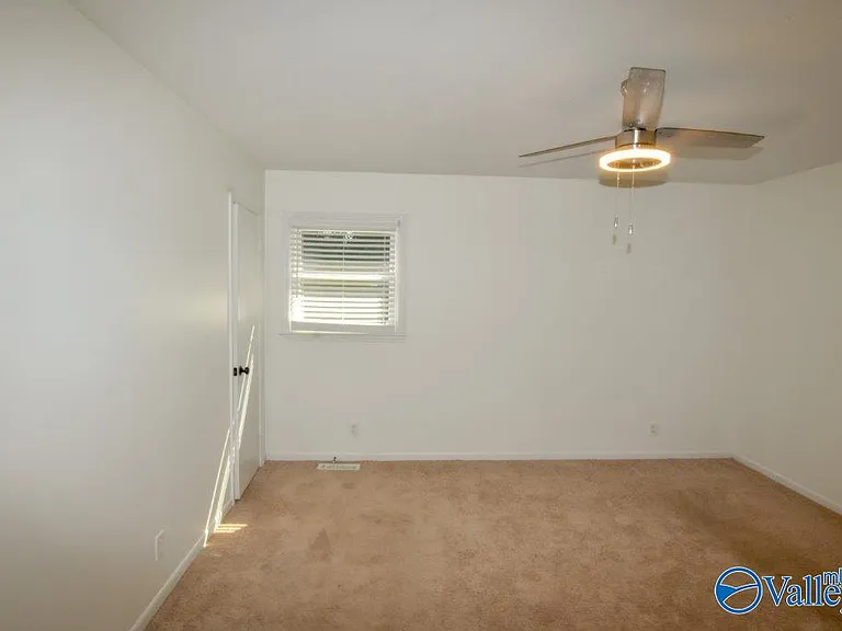 4624 Daugette Dr NW — Photo 10