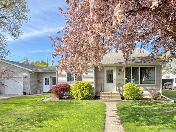 270 North St E, Vesta, MN 56292