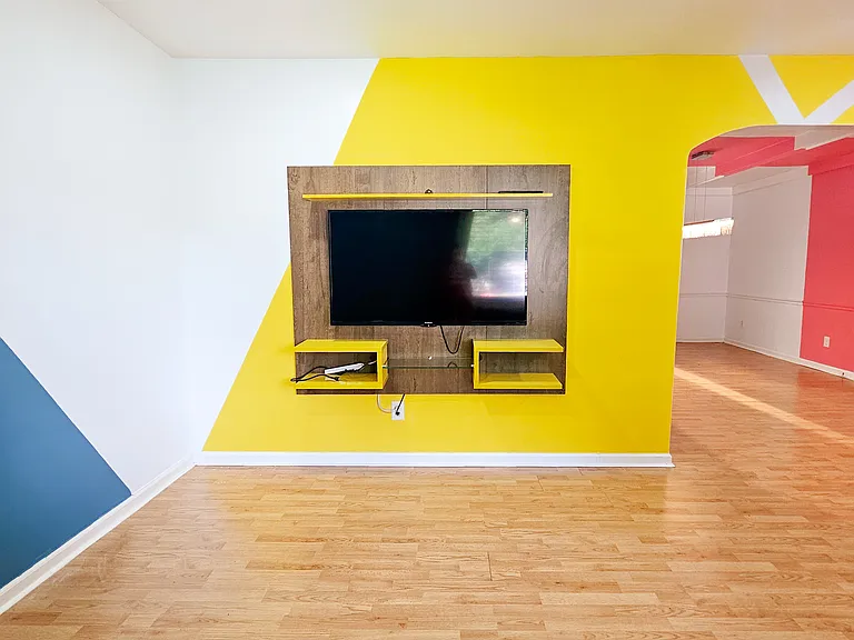 398 Furman Ln — Photo 11