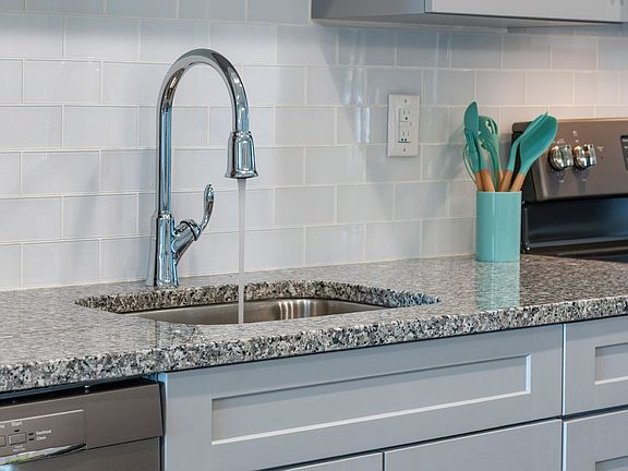 5th image of 4944 S Cleveland Ave #123