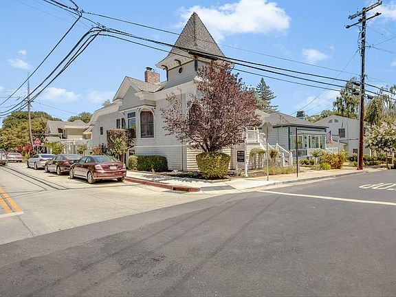 3rd image of 312 W Main St