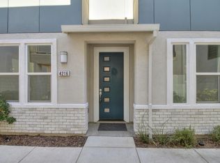 4216 Ocean Ln, Elk Grove, CA