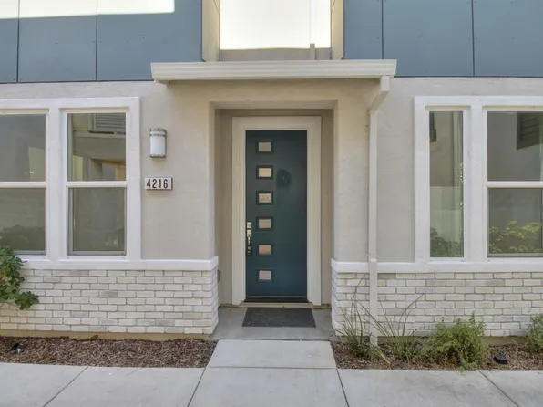 4216 Ocean Ln, Elk Grove, CA 95757