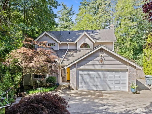 5916 53rd Avenue NW, Gig Harbor, WA 98335