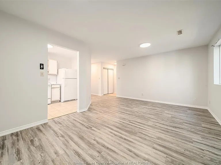 1970 Daytona Ave #2 — Photo 5