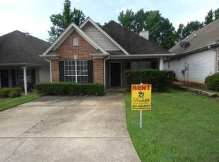 9119 Brookline Ln, Helena, AL 35080