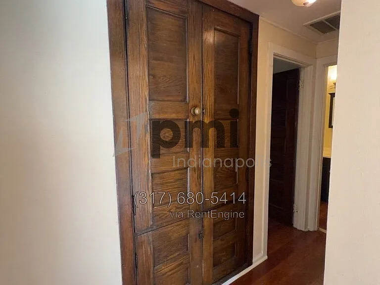 Indy Downtown Colonial Apartments — Photo 35