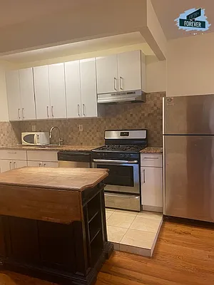 Rented by Fifth & Forever LLC | media 9