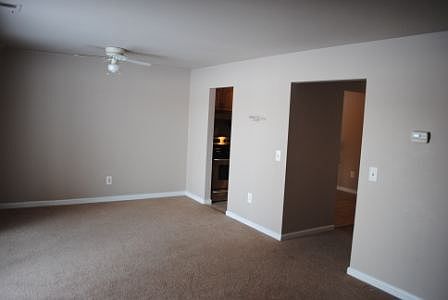 3rd image of 33639 Pondview Cir
