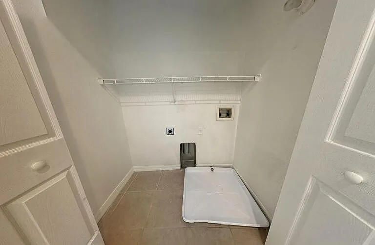 4207 Via Piedra Cir #8-102 — Photo 29