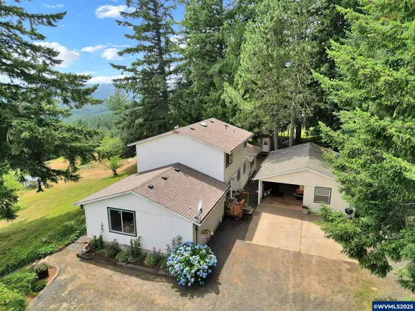 42110 Marks Ridge Dr, Sweet Home, OR 97386