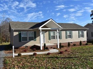 1883 Forest Hill Park Pl, Lenoir, NC 28645