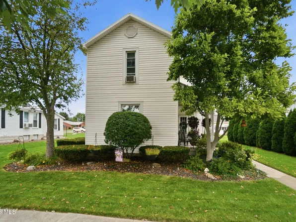 610 W 6th St, Delphos, OH 45833