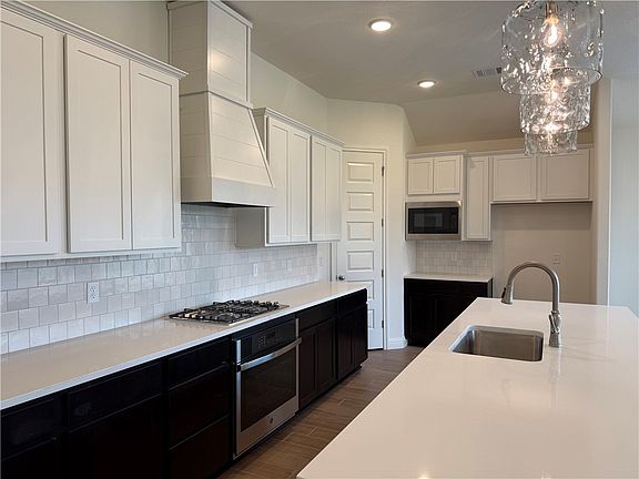 4th image of 3709 Lamar Hollow Ct