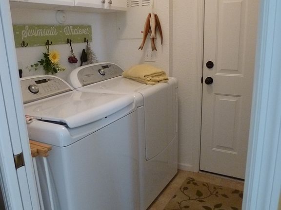 5th image of 2023 SE Oldsmar Dr