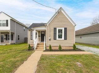208 Raleigh Ave, Suffolk, VA 23434