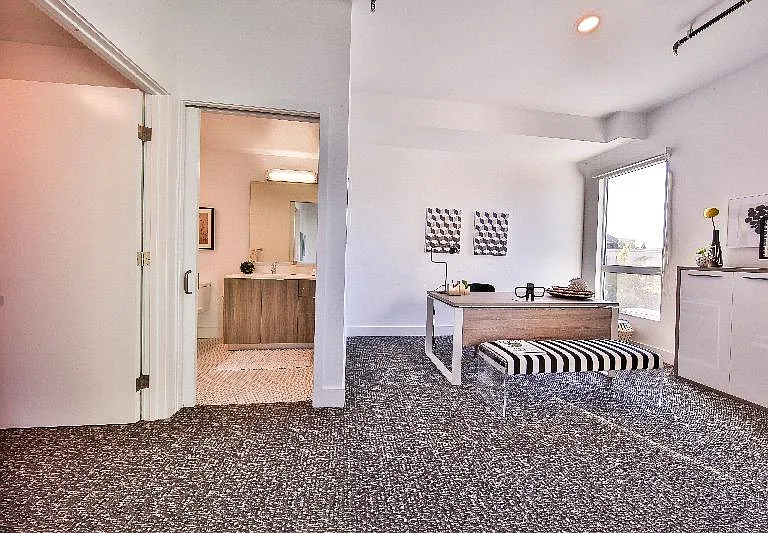 2x2 Bedroom Suite