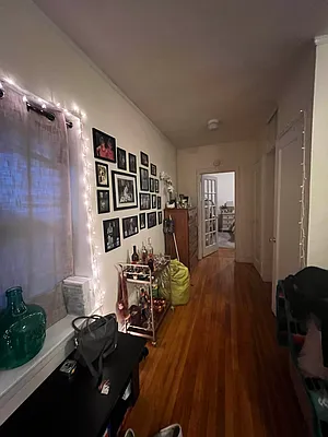 Rented by Salon Realty Corp | media 13