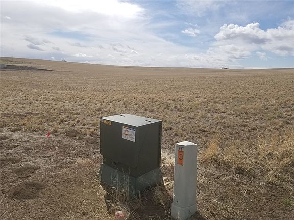 4th image of 58 Stone Mill Ln