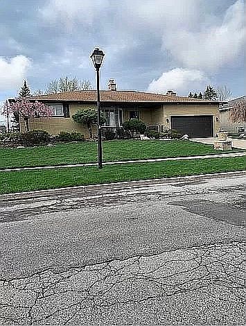 1st image of 50 Valley Dr