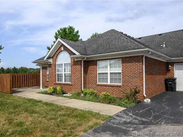 1933 Harmony Circle, Charlestown, IN 47111