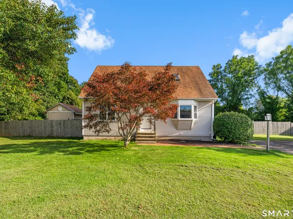 24 Greenfarms Lane, Manchester, CT 06040