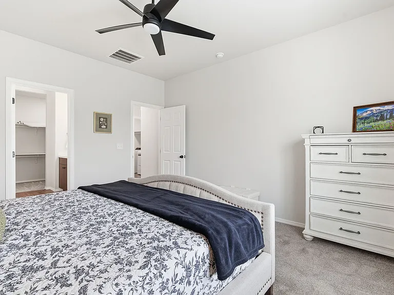 305 Crystal Rock Ave — Photo 9