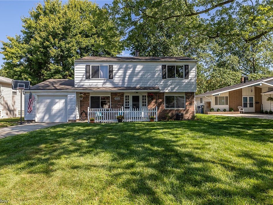 1st image of 23870 Delmere Dr