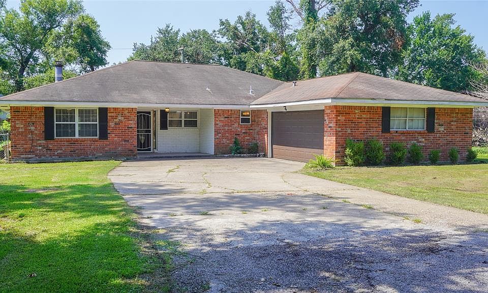 1st image of 126 Red Bud Lane
