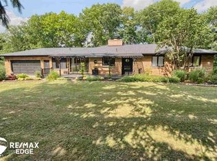 780 Sycamore Dr, Owosso, MI 48867