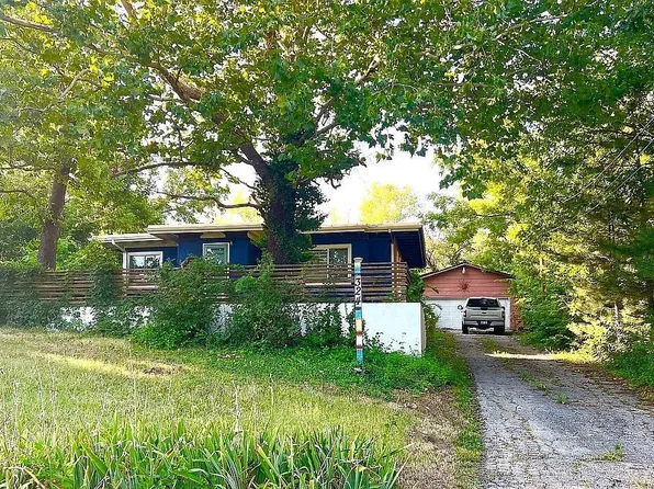 324 W Fremont Ave, Burlingame, KS 66413