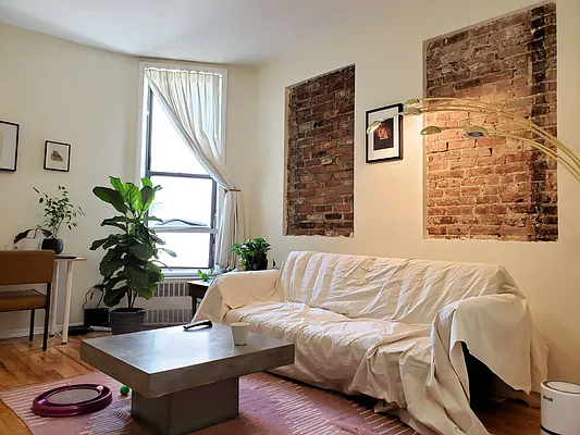 Rented by Signature Property Realty | media 12