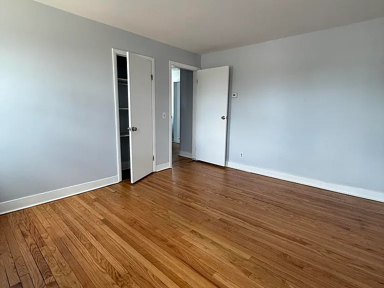 1288 Forest Ave #2 — Photo 10