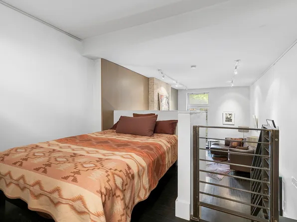 133 East 15th Street image 8 of 10