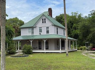 110 N Volusia Ave, Pierson, FL 32180